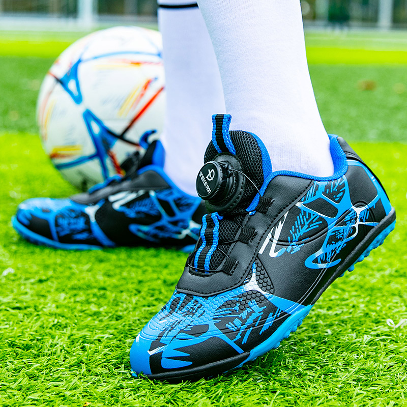 童足球鞋碎钉旋转扣男孩女孩