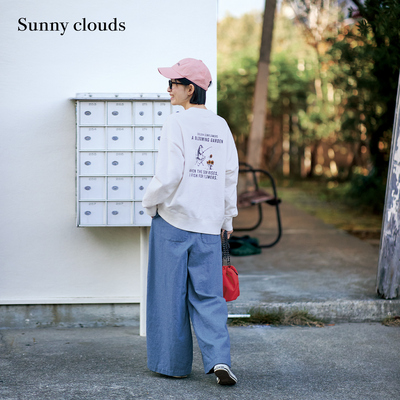 白色企鹅印花卫衣纯棉落肩上衣