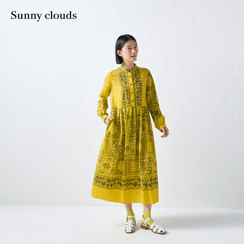 桑妮库拉新品印花立领方巾连衣裙