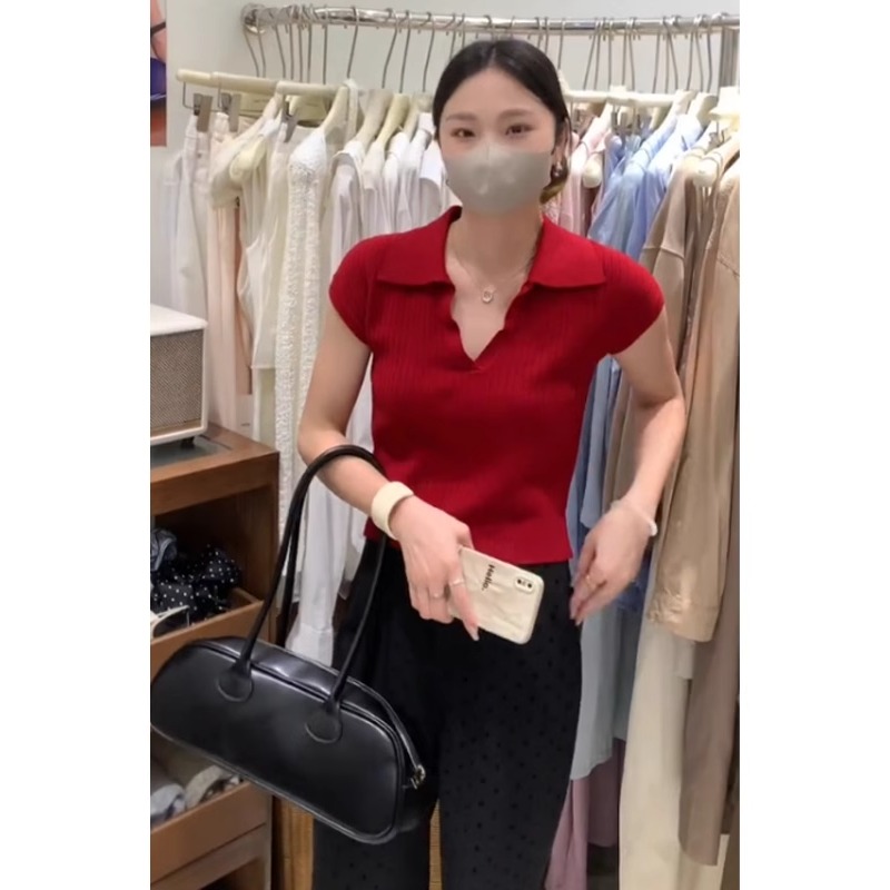 翻领红色正肩冰丝针织短袖T恤女