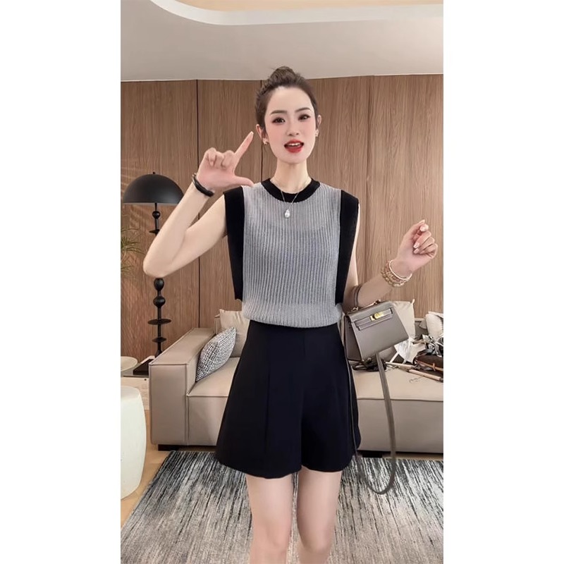 撞色拼接镂空灰色冰丝针织衫女夏季外穿薄款宽松显瘦无袖背心上衣