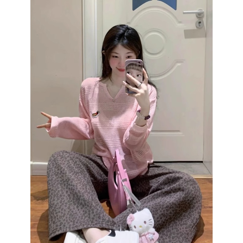 粉色V领镂空冰丝防晒针织罩衫女夏季薄款外搭空调罩衫腊肠狗上衣