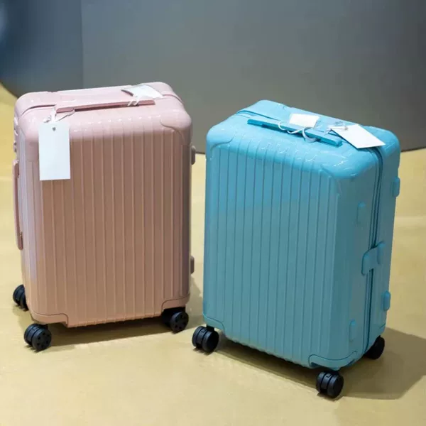 Товары от 高尚箱包店