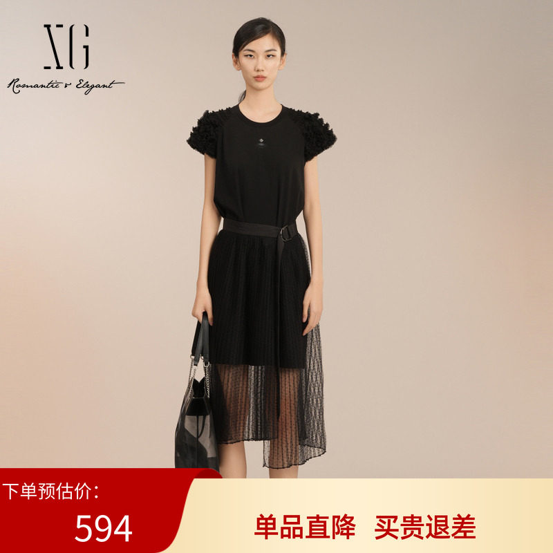 XG/雪歌2025夏季新款圆领短袖黑色收腰蕾丝连衣裙女XK204040A390