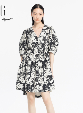 xg雪歌复古花色连衣裙女V领2024夏季新款休闲中长裙XJ204022A797