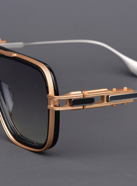 珍藏重工双套圈机甲风墨镜