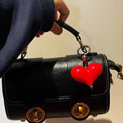 Novi高颜值多巴胺stringting同款单颗大爱心女生包包挂件手机链