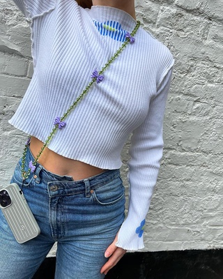 Novi欧美小众品牌stringting同款粉色蝴蝶小清新款斜跨背肩手机链