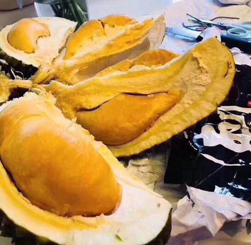 马来西亚进口猫山王黑刺榴莲3~6斤整只带壳新鲜水果保鲜顺丰