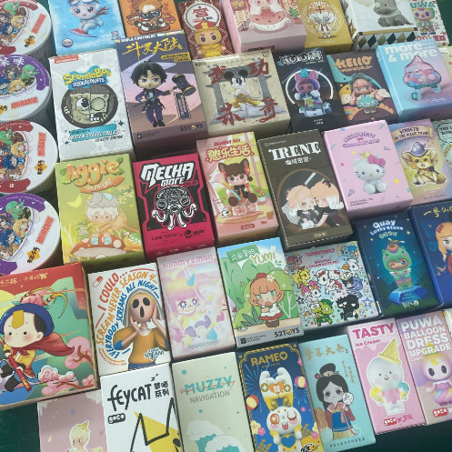 散盒玩具城市变色龙三丽鸥屁可猪超值盲盒手办全新未拆盒随机发货