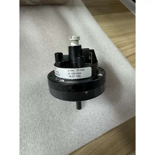 询价 Huba Ccontrol 620.9981 2-8mbar 全新现货议价