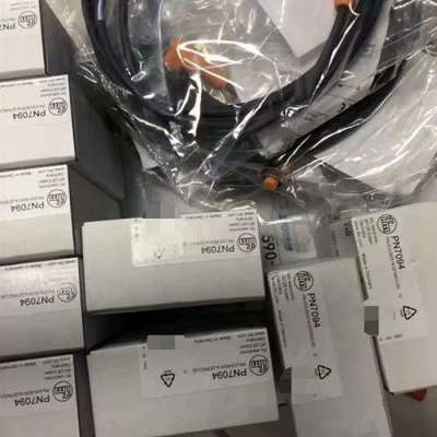 全新正品，电感式接近开关，IA0032，，需要议价