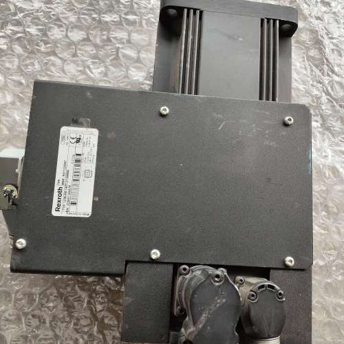 MSK071D-0200-NN-S1-UG0-NNNN力士乐电机R911316883全新未使用过