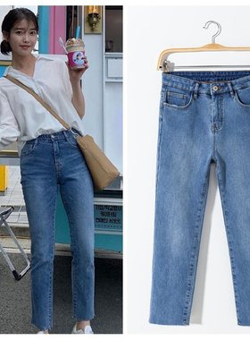 iu李知恩同款牛仔裤女2022年春季新款高腰浅蓝色修身九分直筒裤子