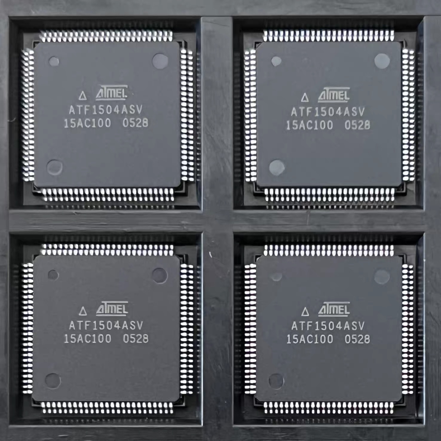 ATF1508ASV-15AU100 ATF1508AS-10AI100 ATF1504 单片机MCU 芯片