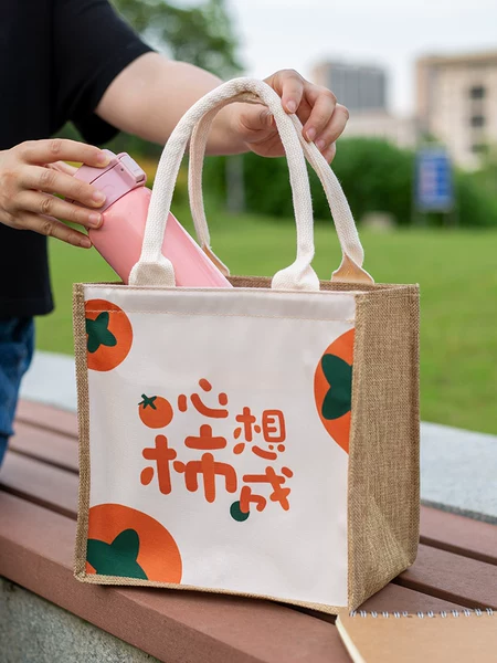 Товары от 巧晨居家日用专营店