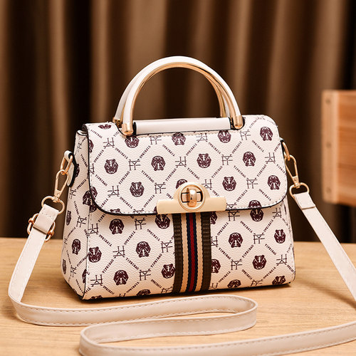 轻奢欧美时尚大气个性单肩斜挎包