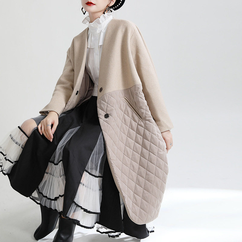 2025冬季新款小众设计拼接衍棉V领宽松毛呢大衣 撞色棉服呢子