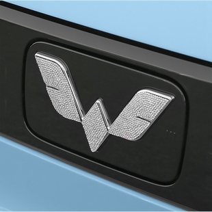 适用于五菱宏光MINI EV前车标镶钻贴水晶改装车内方向盘装饰贴