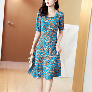 碎花雪纺连衣裙女短袖2025年春夏季新款高级感小众收腰显瘦a字裙
