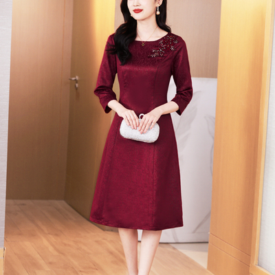 红色礼服女2025新款短袖连衣裙