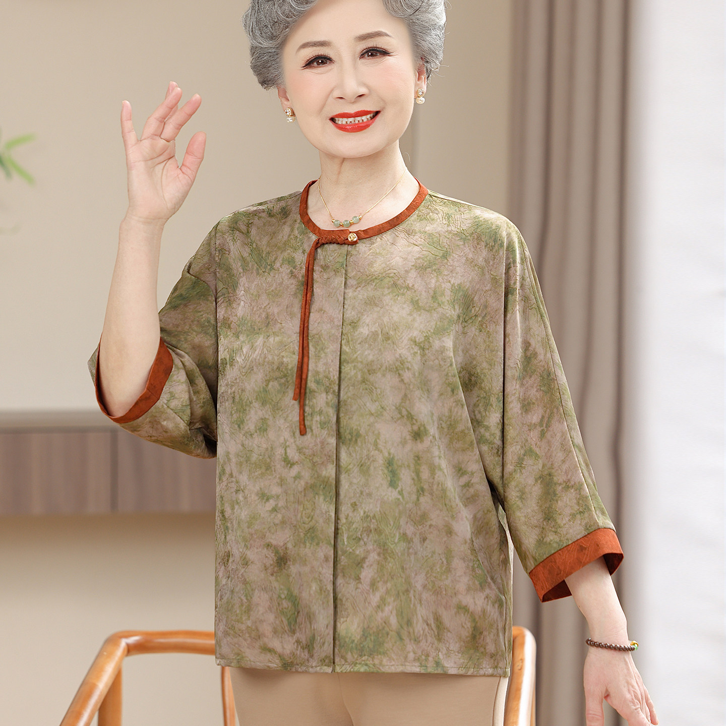 母亲节新中式真丝刺绣衬衫宽松