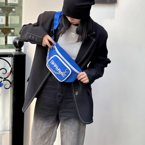 潮牌电光蓝色胸包男斜挎包女时尚情侣挎包手机包运动骑行包胸前包