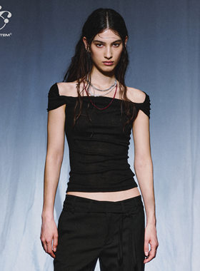 immune system免疫系统 有点别致 立体扭结设计感透气一字领短袖