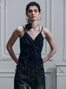 immune system免疫系统 轻量时尚 显瘦立体纽结吊带暗色条纹上衣