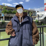 蓝色