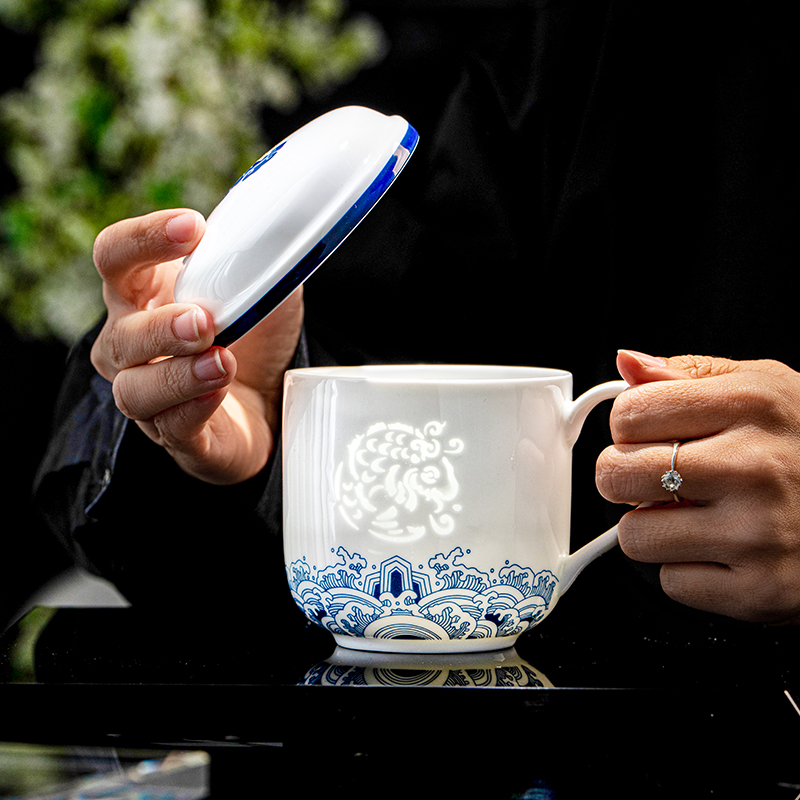 玉柏玲珑瓷中式风茶杯高端送礼