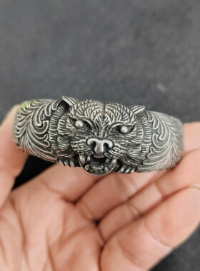 潮流男士开口手环霸气个性复古老虎头手镯高颜值古风