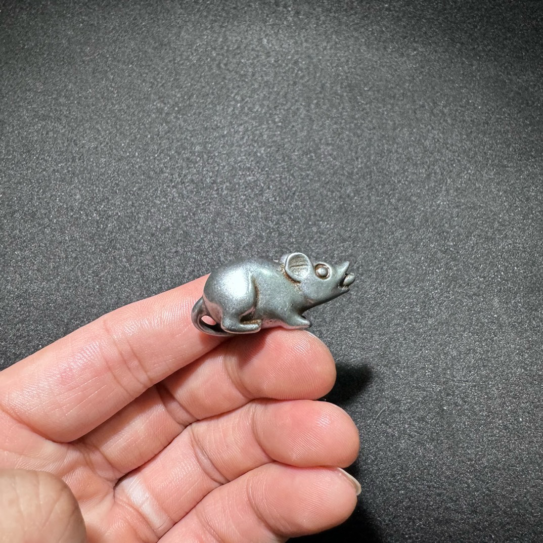 藏式天铁黄财神吐宝鼠小老鼠摆迷你小摆件藏式民族风挂坠配件