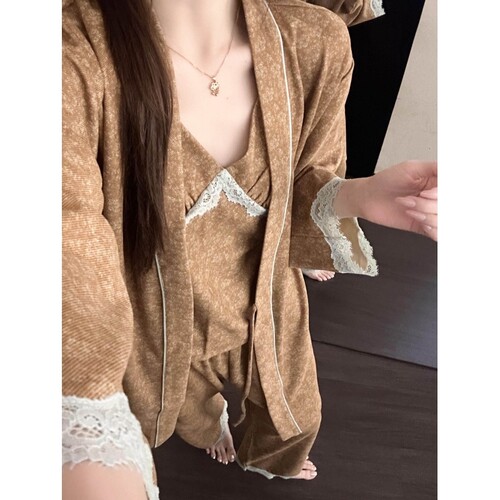 沐染家法式复古蕾丝拼接睡衣女