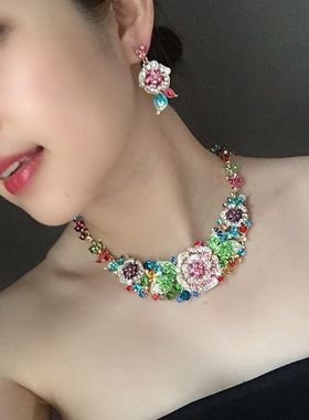 新款欧美流行风彩色短锁骨项链夸张时尚女礼服衣服高端大牌饰品