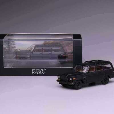 596Model 1:64 1989款吉普瓦格纳 经典美式全尺寸SUV合金车模