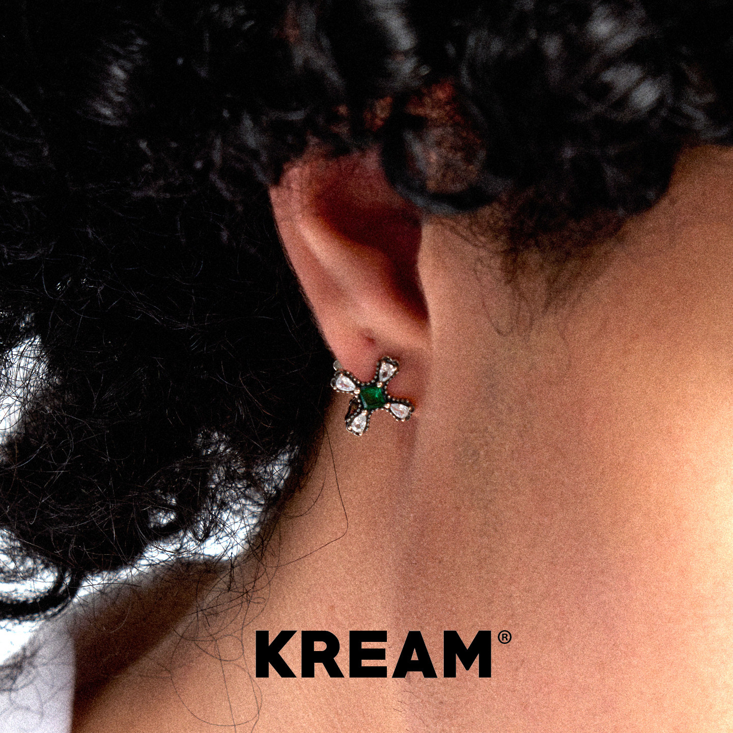 KREAM 925银复古做旧绿锆石十字耳环男嘻哈女耳钉欧美潮流耳圈