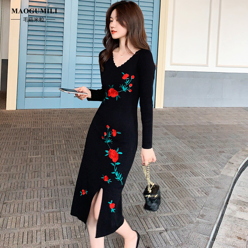玫瑰刺绣时尚针织连衣裙
