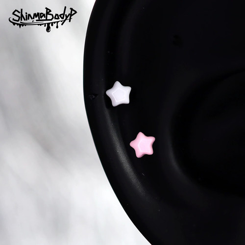 Shinma钛钢可爱粉白五角星耳钉