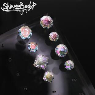 Shinma 136钛合金超级闪耀彩色渐变宝石锆石烟花玫瑰切内牙耳钉