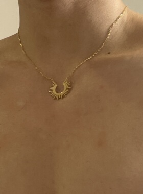 SCMEN太阳花18K钛钢男女项链不褪色不掉色洗澡可佩戴