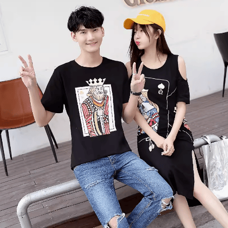 夏装2024新款男短袖T恤衣服女开衩连衣裙子创意印花扑克图案度假