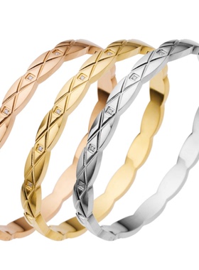 菱格纹玫瑰金 手镯女 气质时尚 香风菱形带钻卡扣手镯