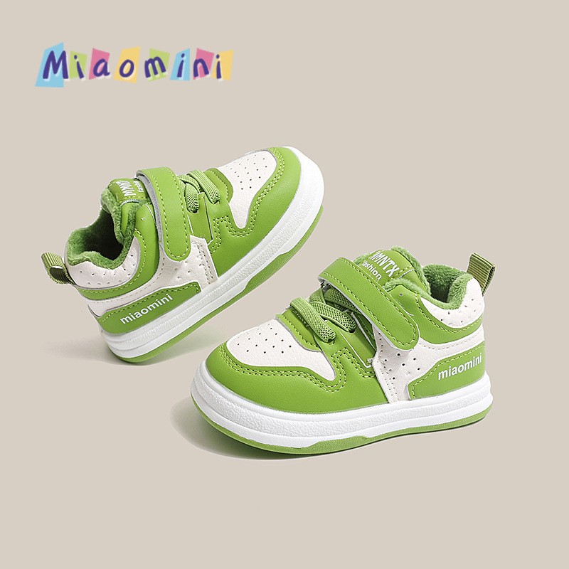 秋冬0-1-2岁男宝女宝运动鞋4儿童低帮3板鞋婴幼儿软底球星男童鞋