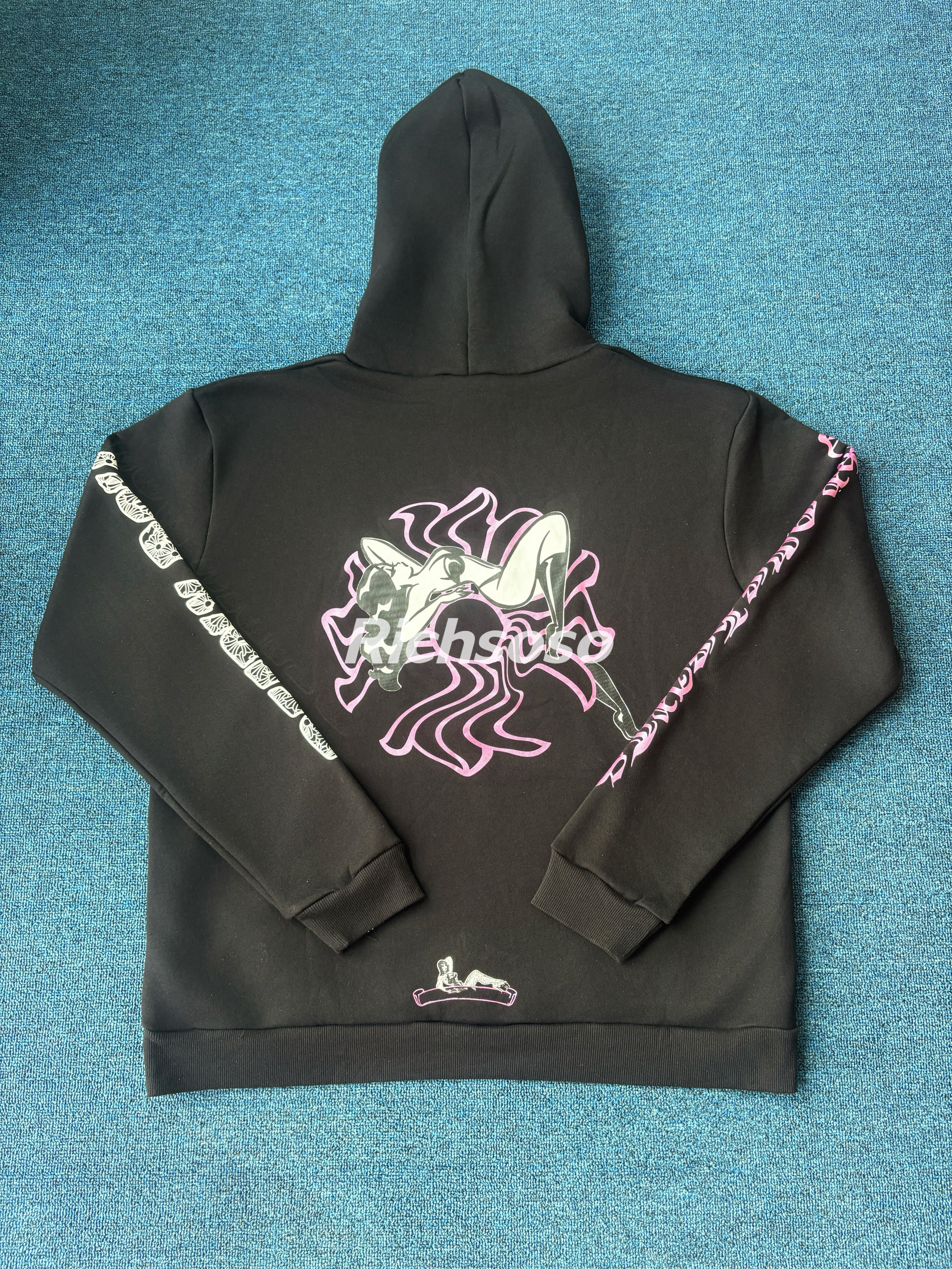 Deadlydoll黑紫十字花美女帽衫