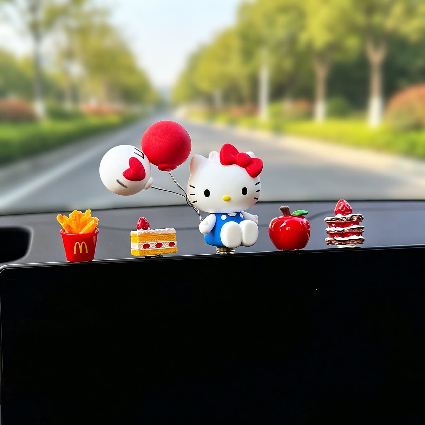 新款可爱Kitty车载旋转摆件汽车中控台显示屏幕车内装饰公仔可爱图片