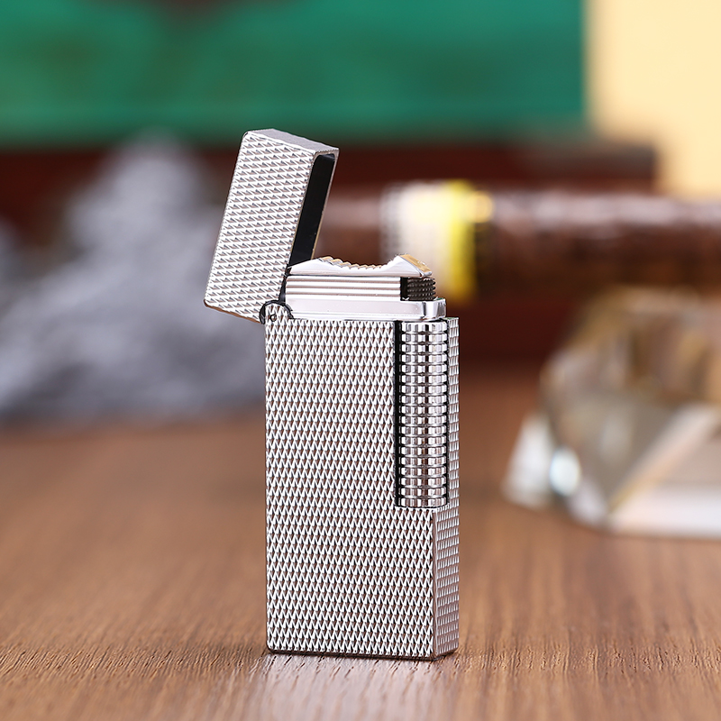 玛杜罗煤油打火机M7中号款砂轮