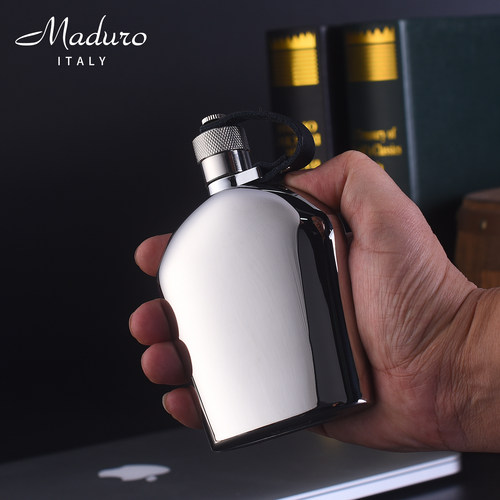 加厚不锈钢酒壶玛杜罗