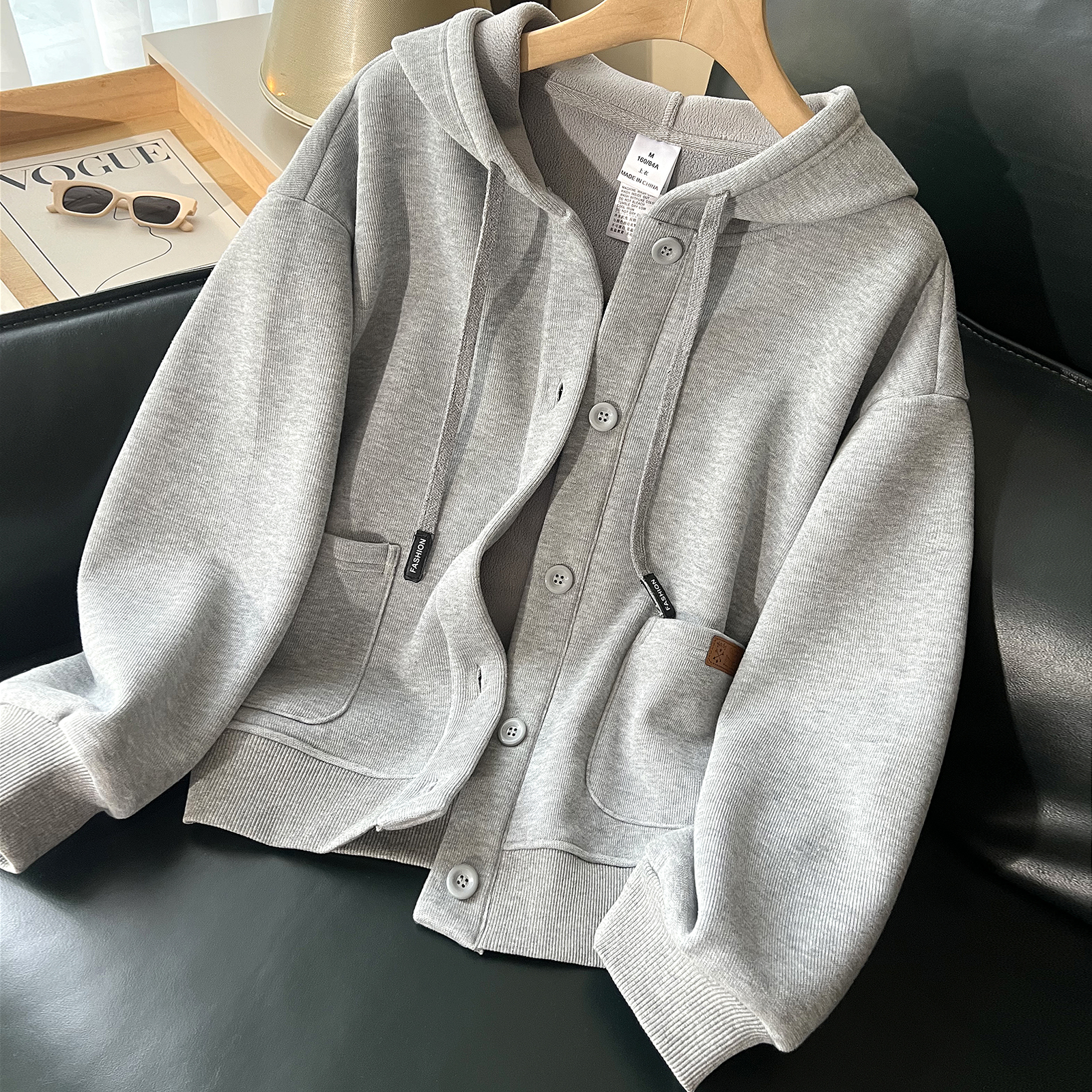 摇粒绒卫衣外套女秋冬款2025新款加绒春秋款女装单排扣运动开衫潮