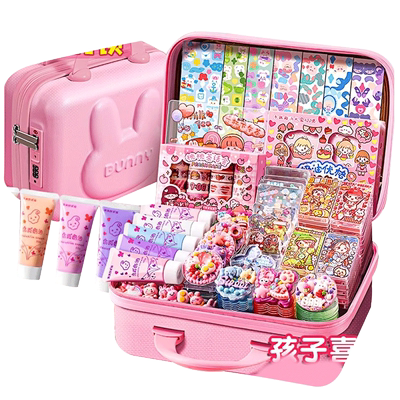 奶油咕卡自由啦！小女孩敲喜欢~